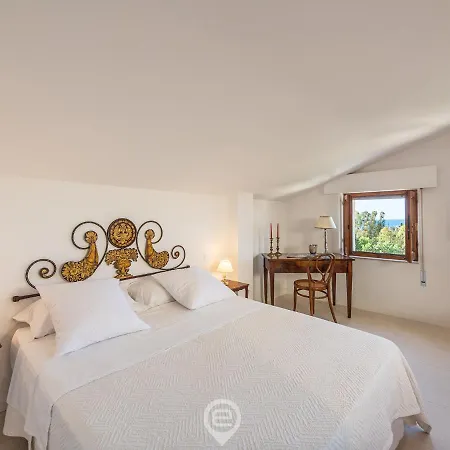 Panoramic Seaview Apartment Su Forti