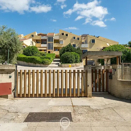 Panoramic Seaview Apartment Su Forti